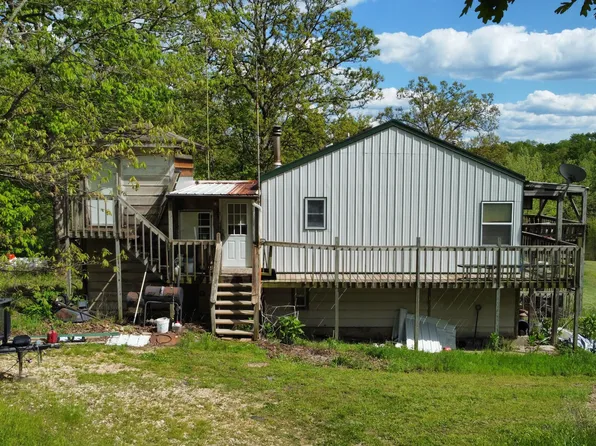 7766 Boulder Rd, Versailles, MO 65084
