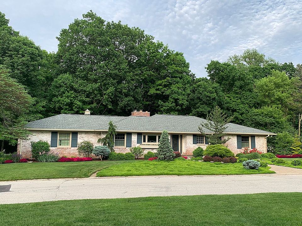 2nd image of 2107 Birch Ln