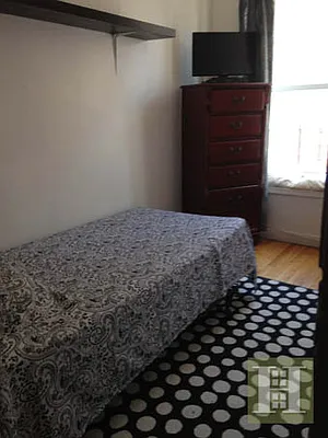 Rented by Halstead Real Estate | media 15