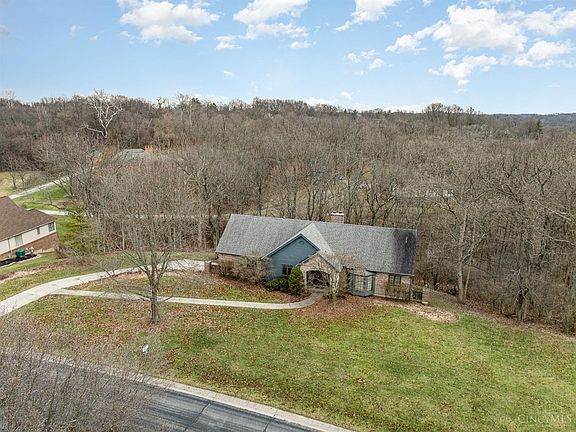 3rd image of 7359 Southpointe Dr