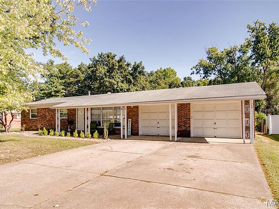 2nd image of 4305 Briarcliff Dr