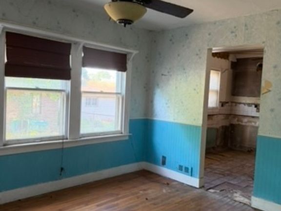 5th image of 306 Elizabeth St