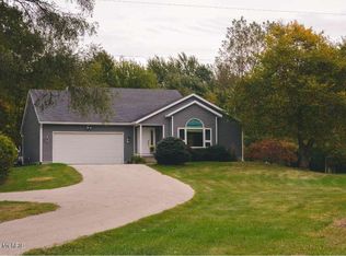 14825 Boom Rd, Spring Lake, MI 49456