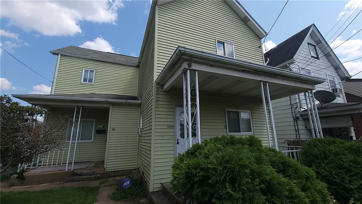 2517 Banker St photo 1