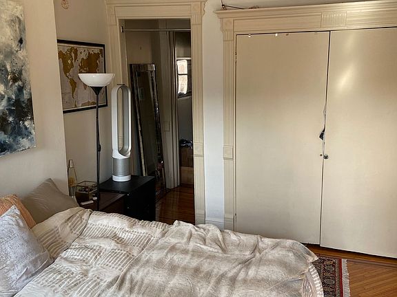 4th image of 416 Park Pl #2