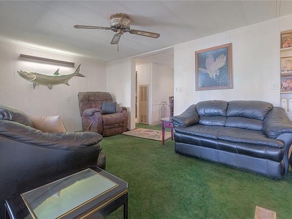 5th image of 29622 North Blvd