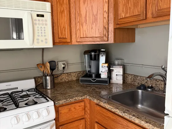 1434 N Corona St APT 3, Denver, CO 80218