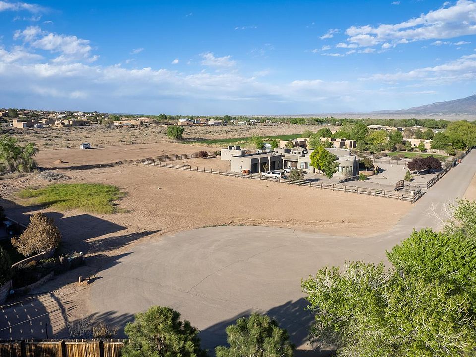 1st image of 21 Paseo C De Baca