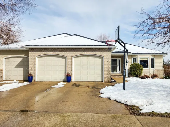 4041 S Rivershore Dr, Moorhead, MN 56560