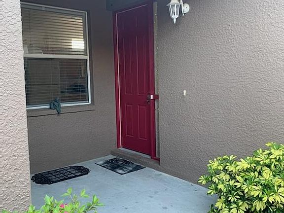 2nd image of 21117 Diamonte Dr