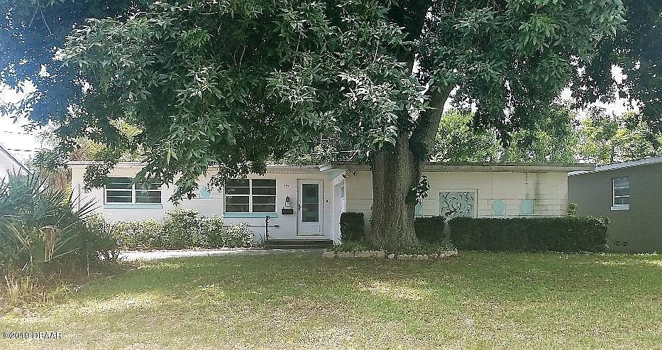 1st image of 149 Granada St