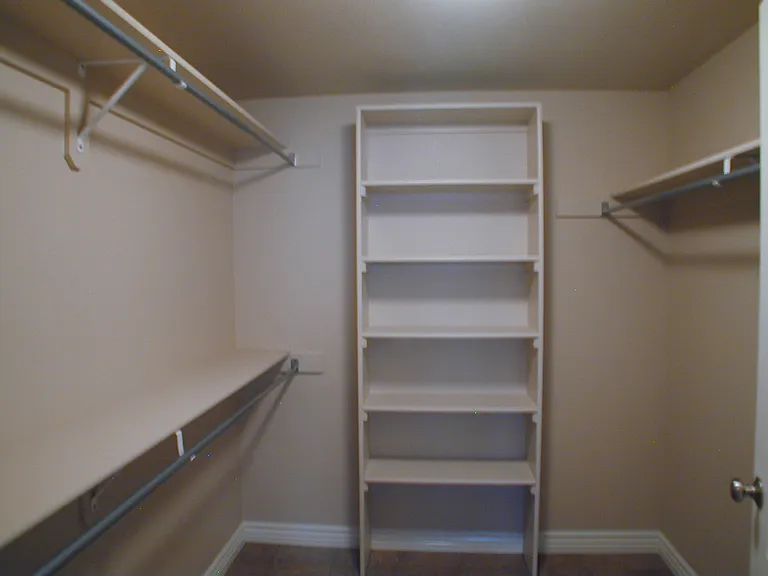 400 Sterling Dr — Photo 27
