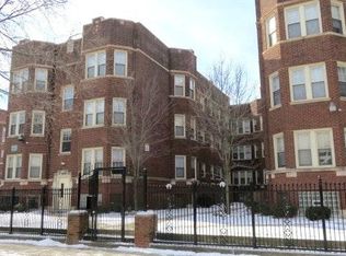 6954 S Paxton Ave APT 1A, Chicago, IL 60649