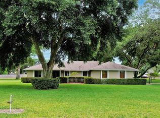 37206 S Fish Camp Rd, Grand Island, FL 32735