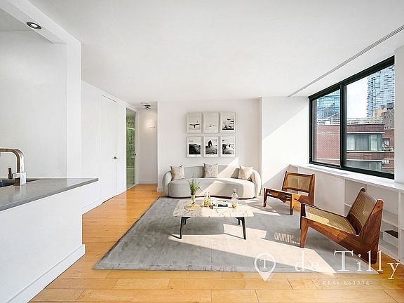 5th image of 275 Greenwich St #S9f