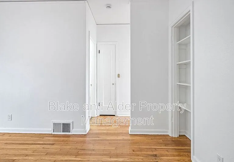 3622 SE Harrison St #6 — Photo 9