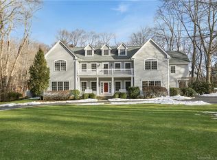 128 Indian Waters Dr, New Canaan, CT 06840