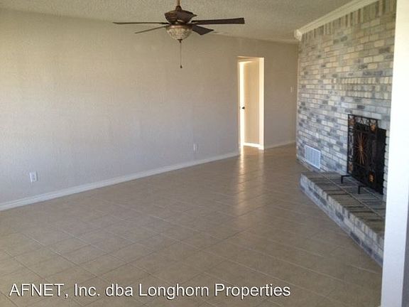3rd image of 1502 Jefferis Ave