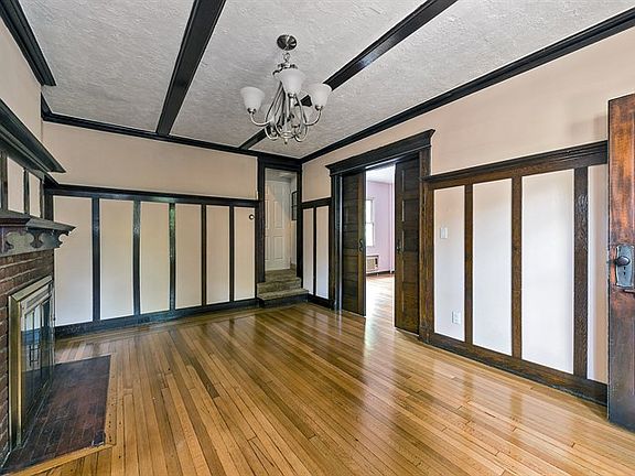 2nd image of 16503 85th Ave