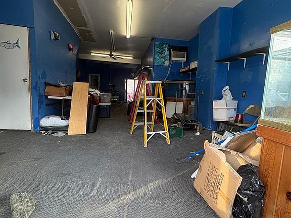 4th image of 3049 N 5th St