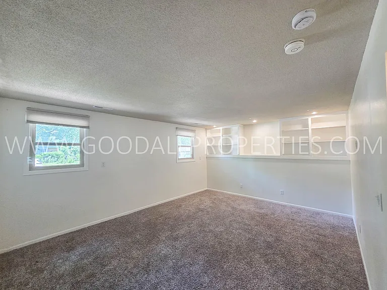 2908 78th St — Photo 10