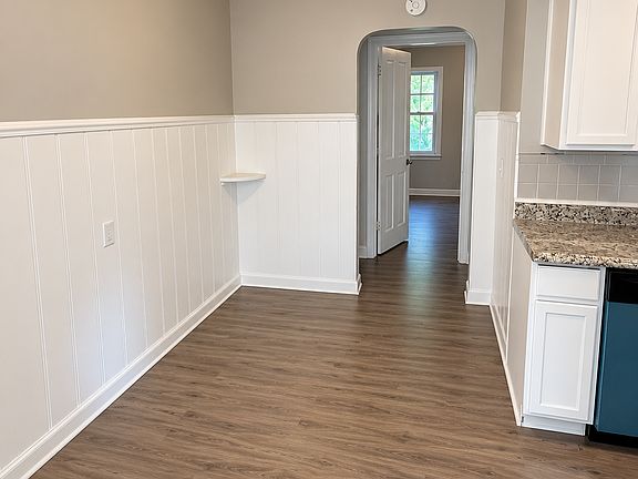 3rd image of 4308 Carter Ave #2