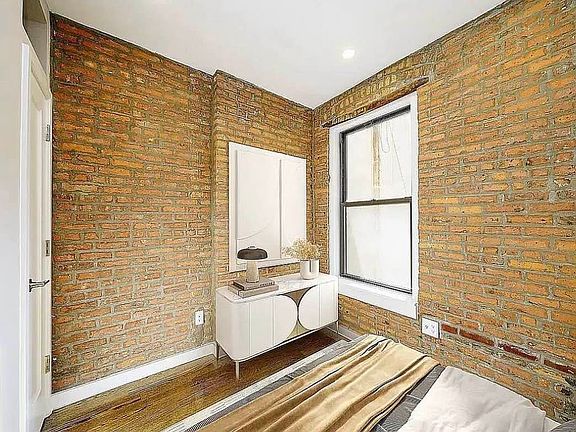 2nd image of 332 E 19th St #4