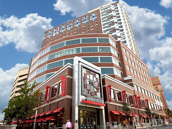 110 Somerset St APT 2207, New Brunswick, NJ 08901