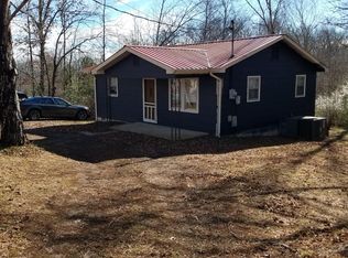 1429 Oakmont Cir, Centerville, TN 37033