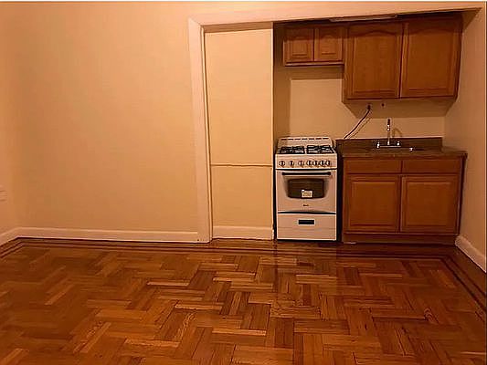 1st image of 2415 Newkirk Ave APT 2O