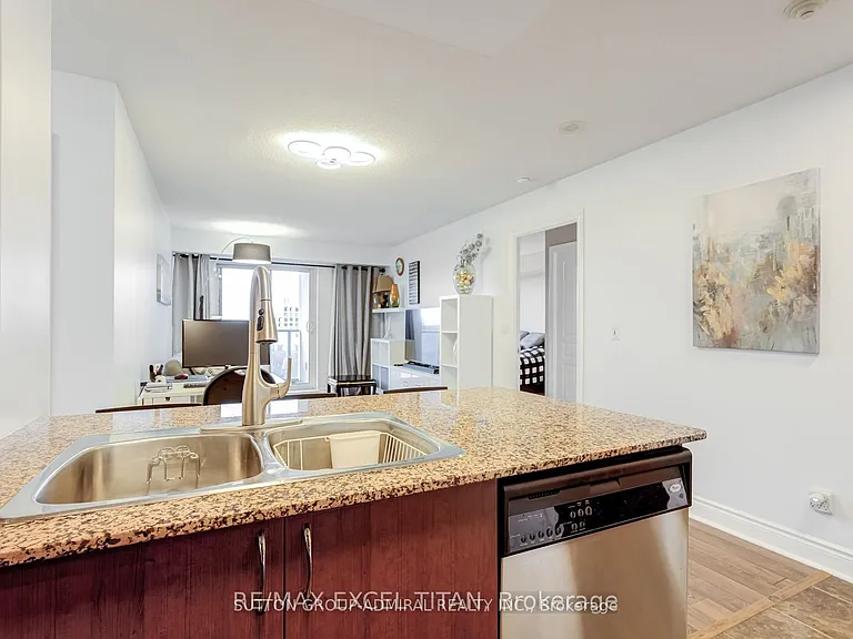 7 N Park Rd #908 — Photo 15