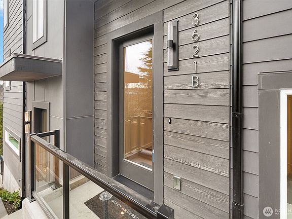 4th image of 3621 B 13th Avenue W