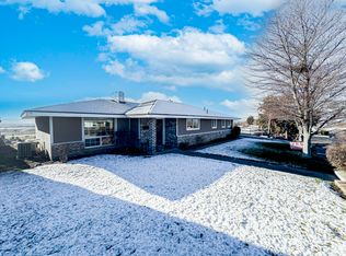 813 Skyline Dr, Sunnyside, WA
