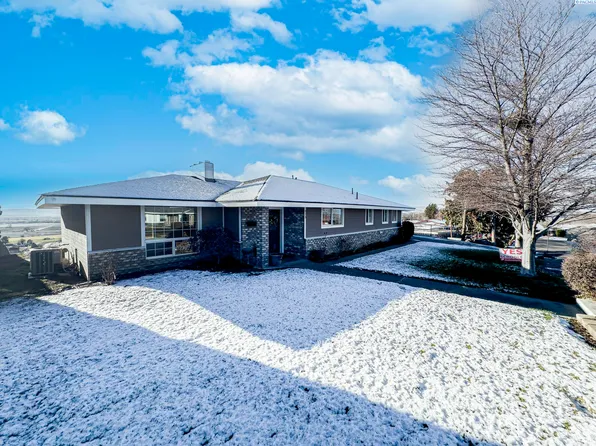 813 Skyline Dr, Sunnyside, WA 98944