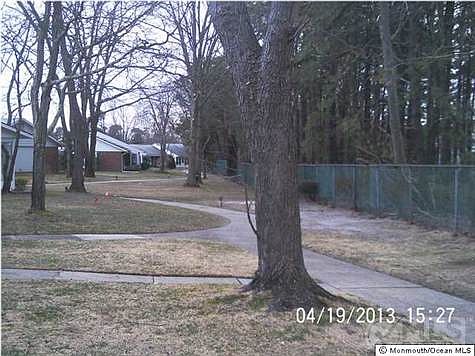 3rd image of 1119D Argyll Cir