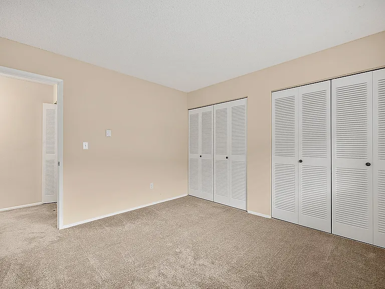 6012 N 15th St #D106 — Photo 20