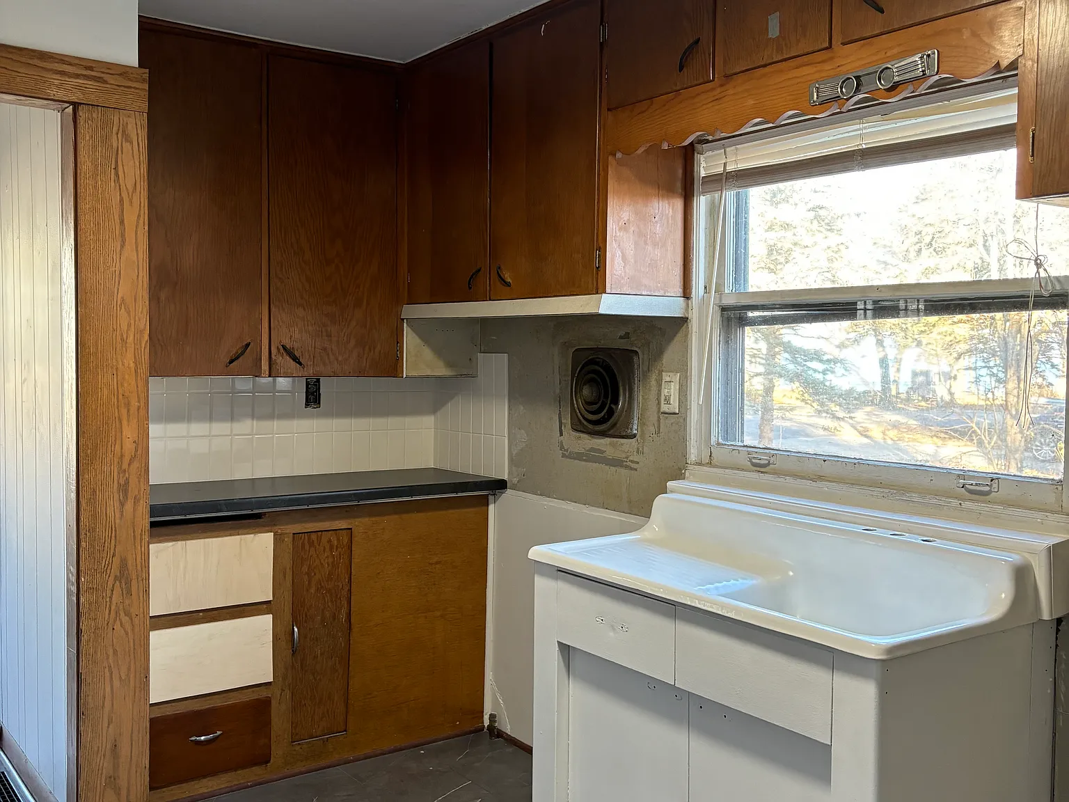 2 bed, 660 sqft, $1,600 — Photo 3