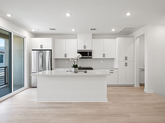 5th image of 3651 E Jacobson Paseo Unit 3