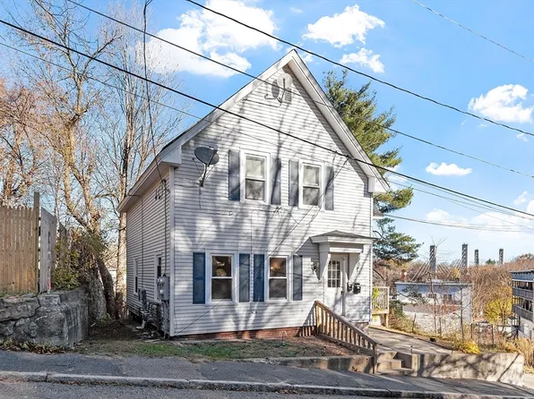 32 Birch St, Fitchburg, MA 01420