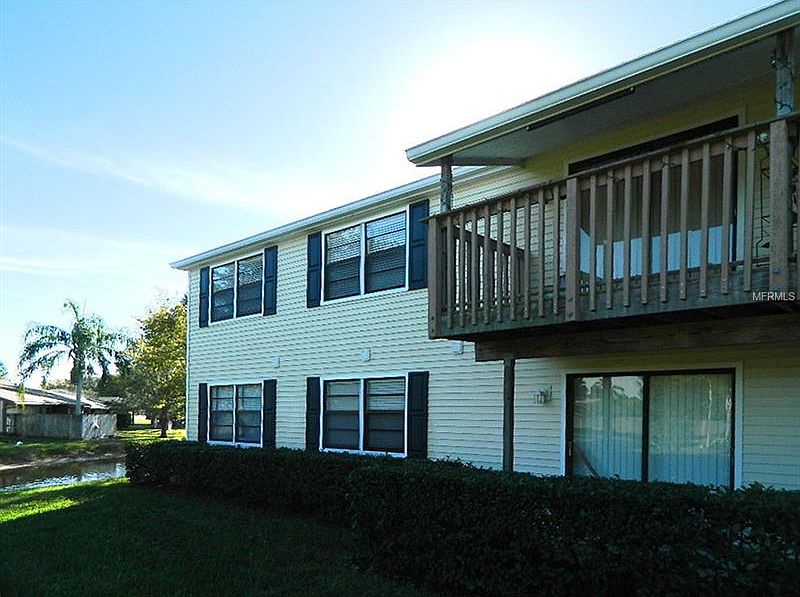 1st image of 125 Camphor Cir APT C