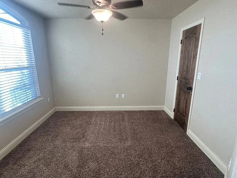 3724 Woodlark Rd — Photo 16