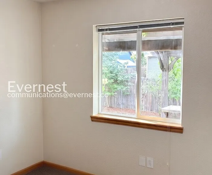 250 Opal Ct — Photo 13