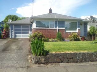 7735 SE Clay St, Portland, OR 97215