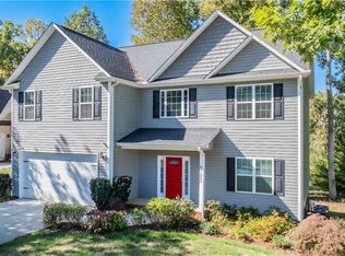 1335 Robins Nest Dr, Asheboro, NC 27203