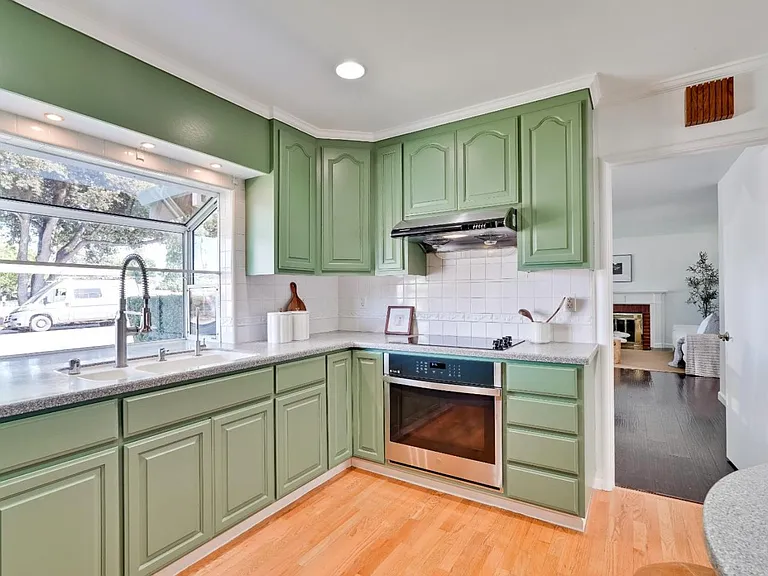 1040 Los Padres Blvd — Photo 4
