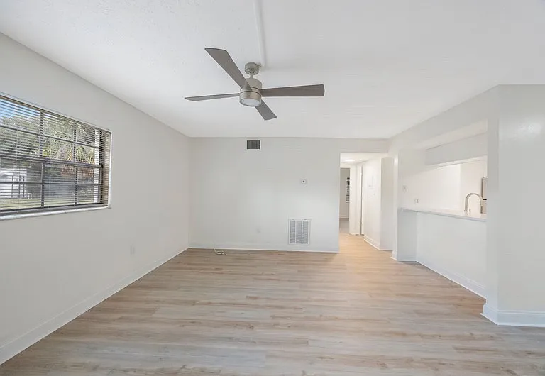 3111 W Horatio St #101 — Photo 4