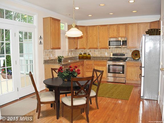 5th image of 9247 Old Beech Ct