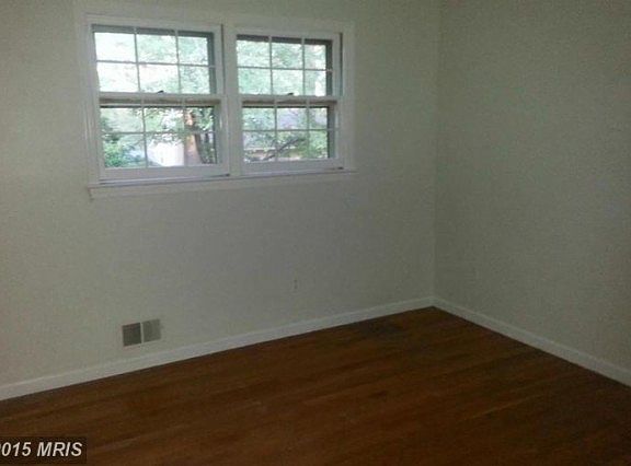 5th image of 3405 Slade Run Dr
