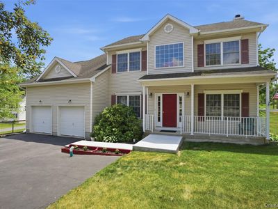 2 Gatehouse Place, Walden, NY, 12586