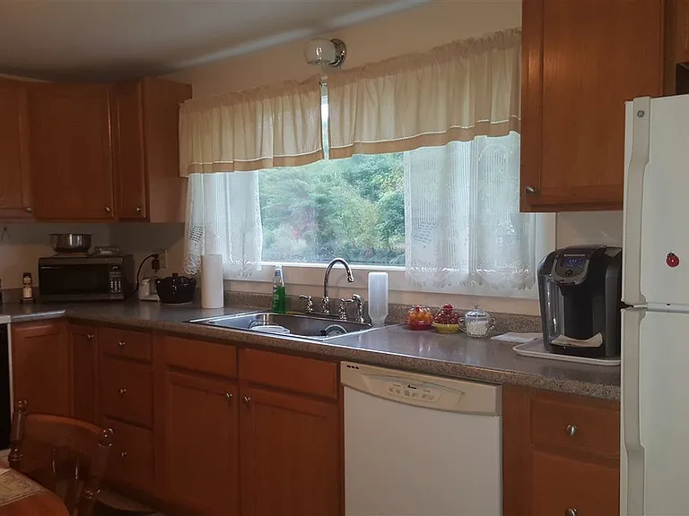 218 Ashuelot Main St — Photo 4